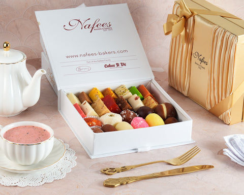 Nafees Special Methai Box